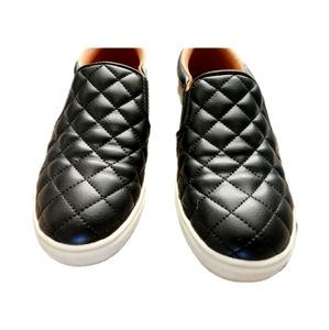 Quilted Sneakers size 6